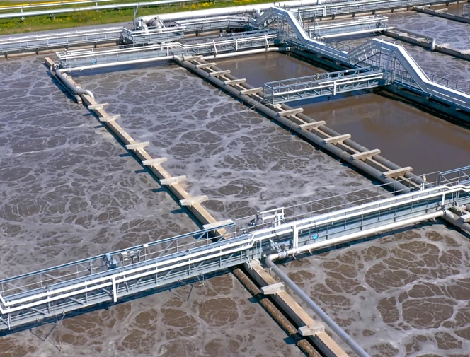 Bassins d'aération pour le traitement des eaux usées